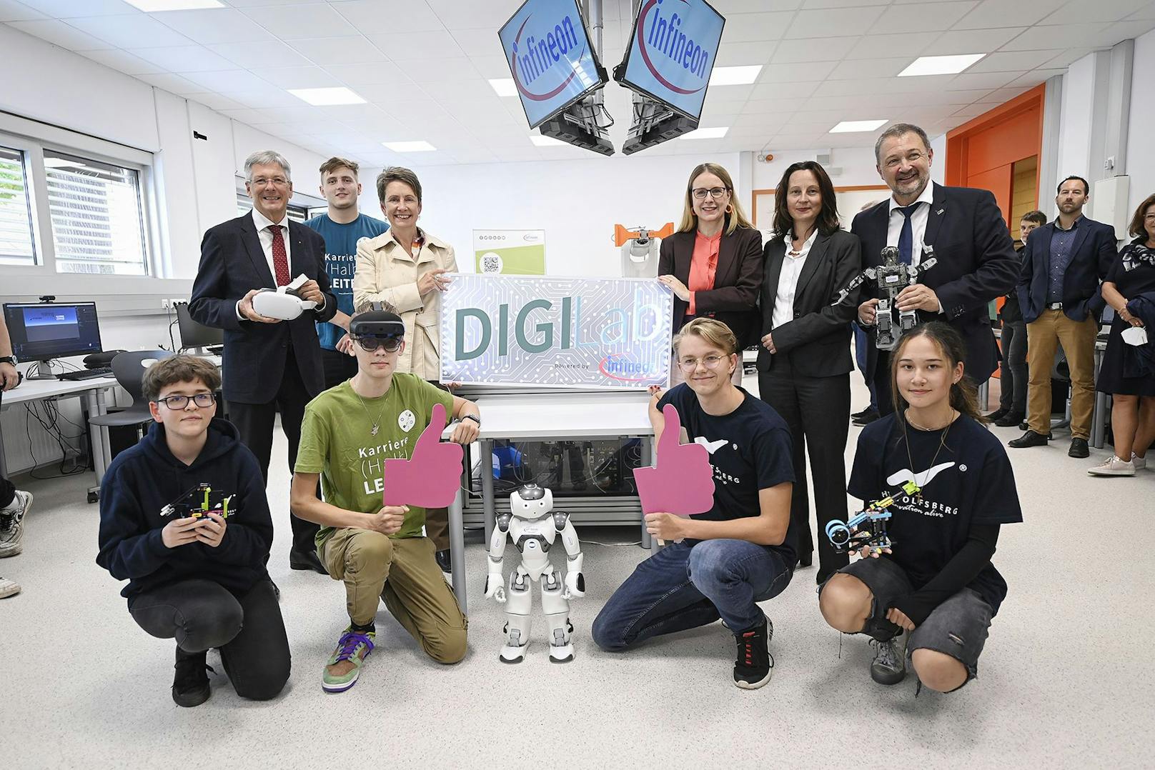 Infineon Austria startet "DIGI-Lab" an der HTL Wolfsberg.