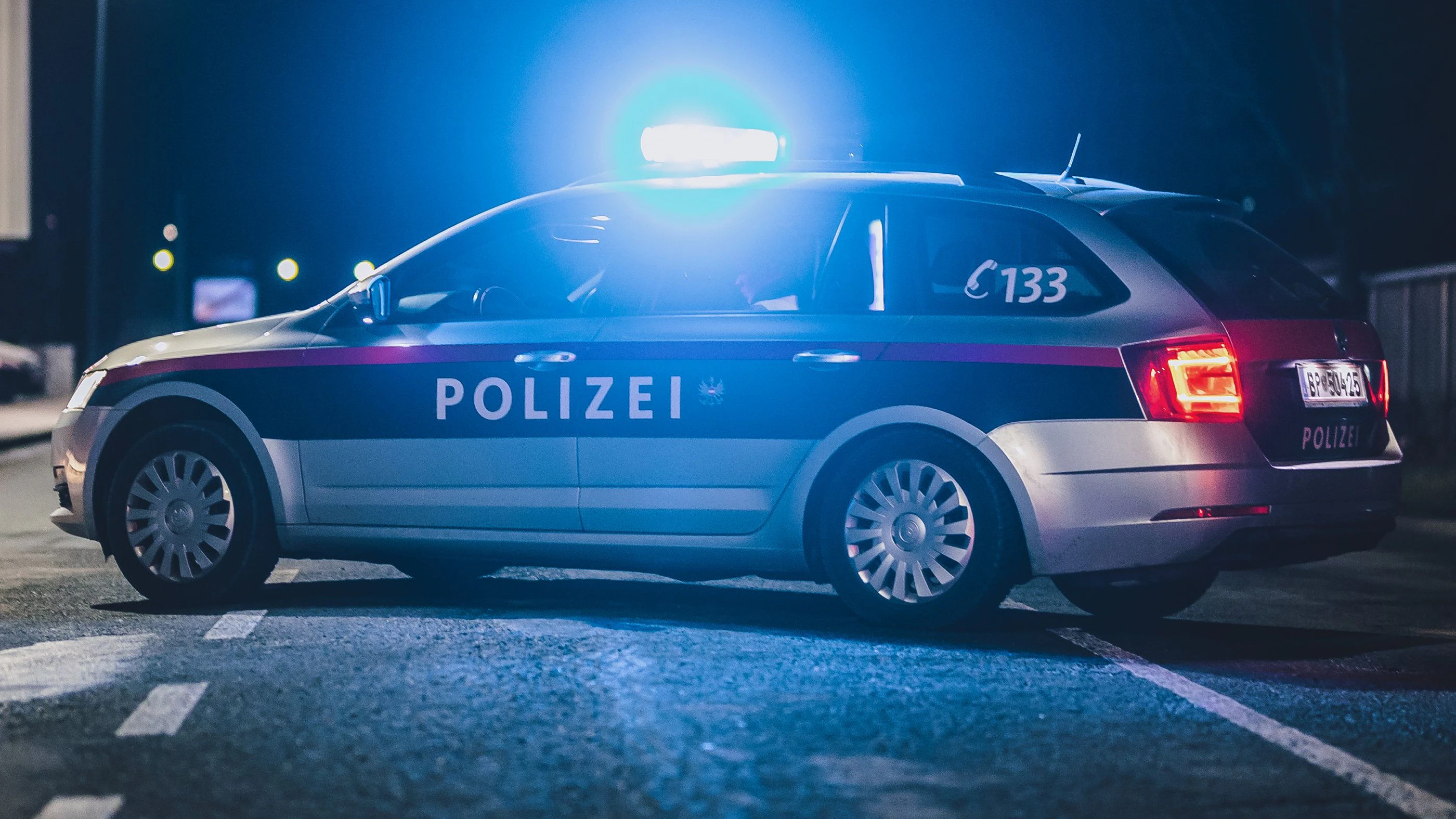 Der Bürgermeister rief nach dem Unfall selbst die Polizei (Symbolbild).