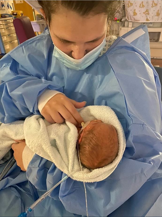 Kelsey und ihr Sohn Kobe.