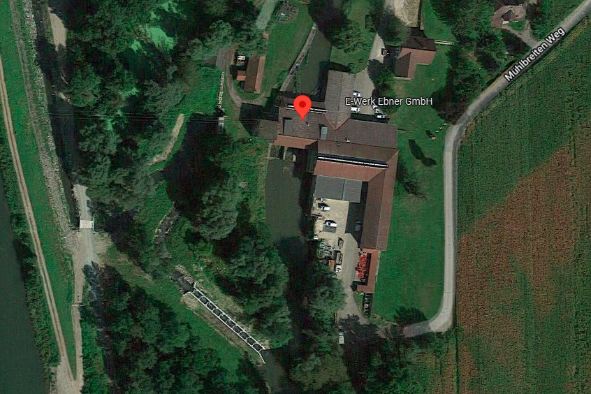 Das E-Werk Ebner liegt direkt neben der Mur.