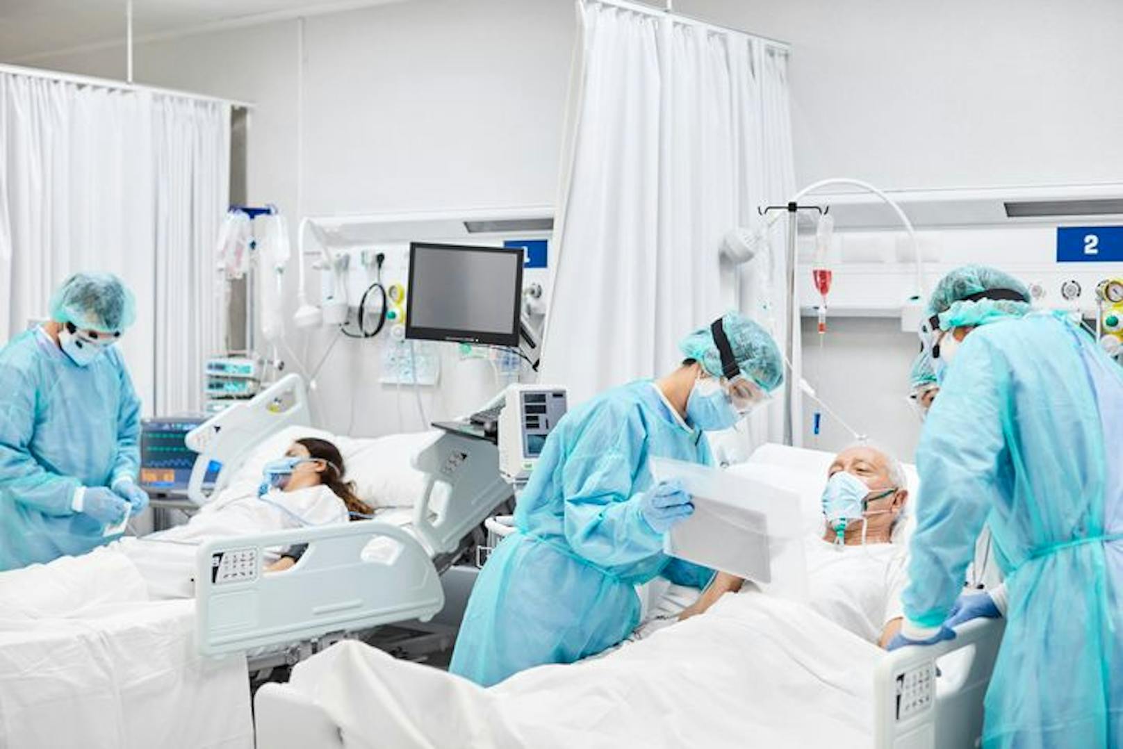 Schon fast 1.000 Menschen müssen covidbedingt österreichweit im Krankenhaus&nbsp; behandelt werden. Symbolbild.&nbsp;
