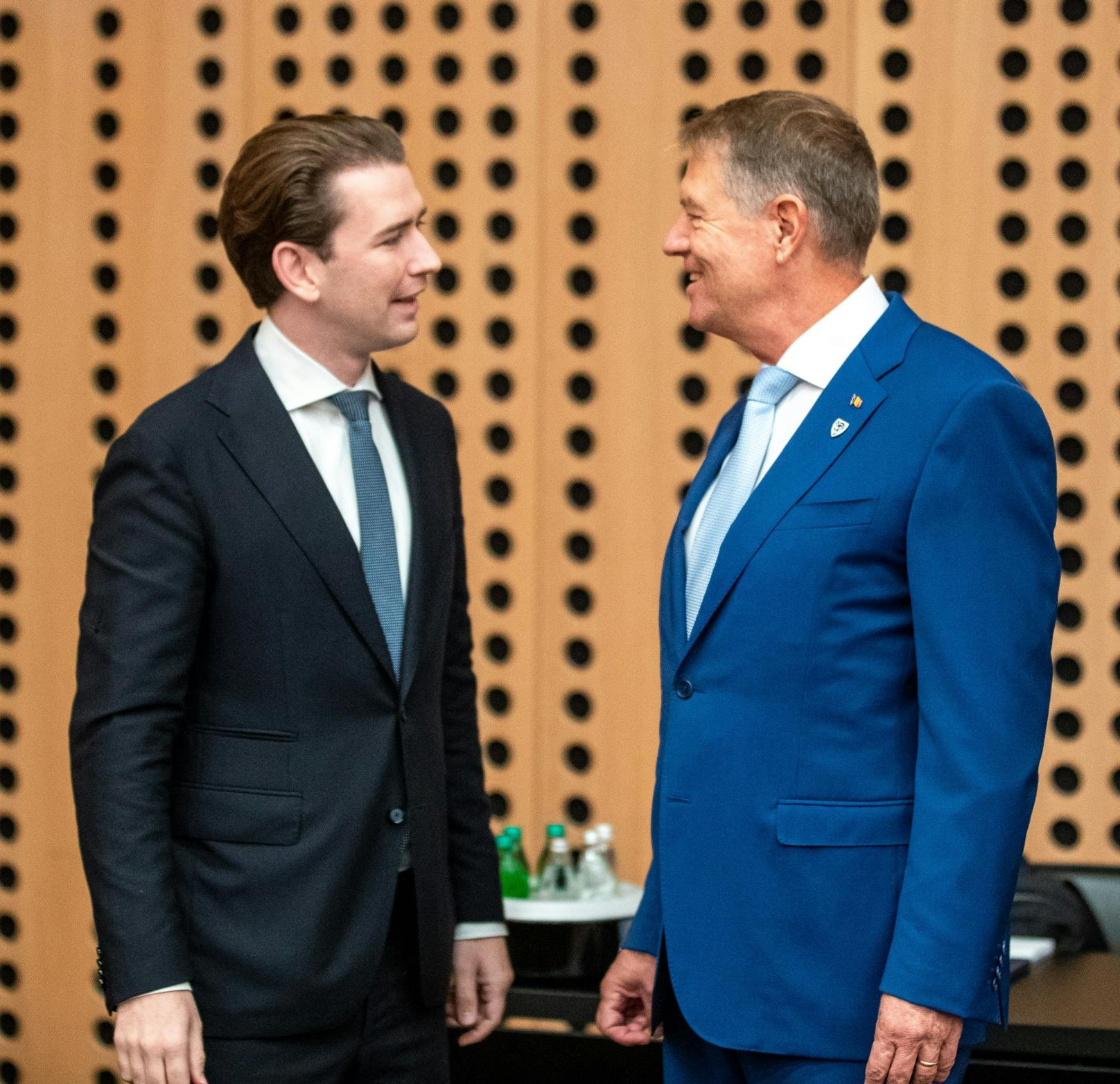 Bundeskanzler <strong>Sebastian Kurz</strong> (l./ÖVP) mit dem rumänischen Präsident <strong>Klaus Johannis</strong>.