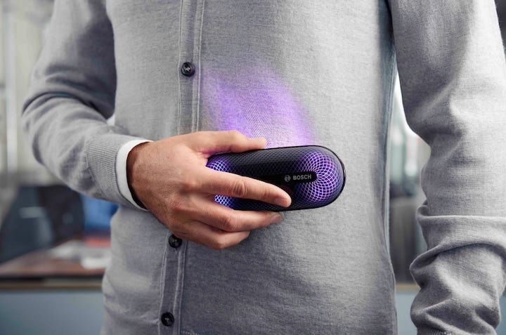 Der FreshUp kommt ohne Wasser und Chemikalien aus. Plasma-Technologie macht es möglich! 