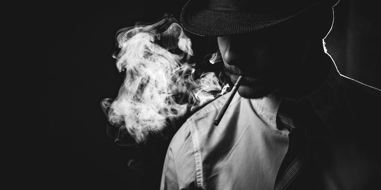 дымом носила. дымом носила.