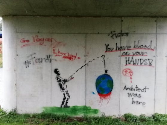 Hinweise zu den Graffiti-Sprayern erbeten.