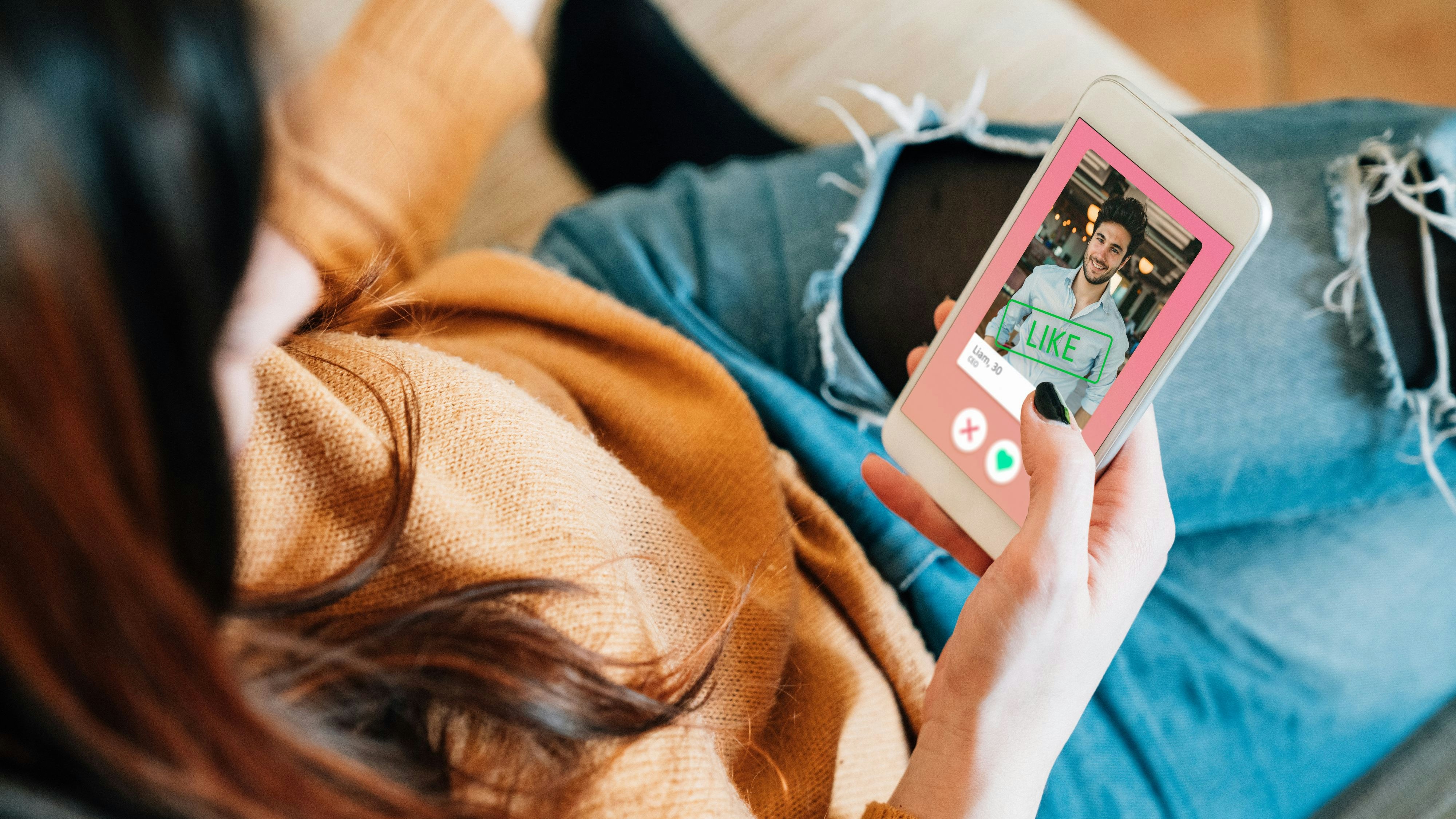Auf Tinder kann man künftig Profile neu nach Interessen ordnen.