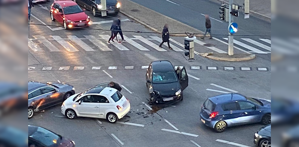 Im 12. Wiener Gemeindebezirk krachte es Montagnachmittag.