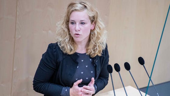 Eva-Maria Holzleitner im Nationalrat