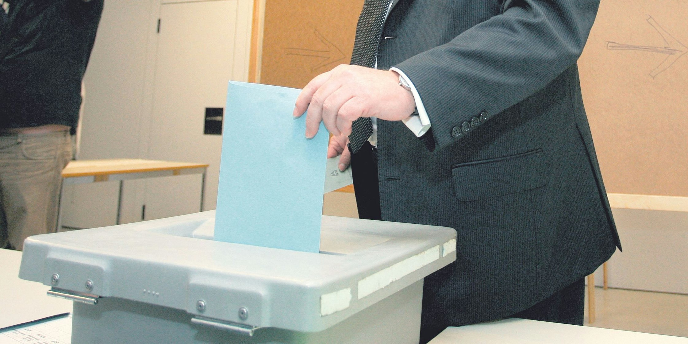 Wahlen brauchen 3 Monate Vorlauf.