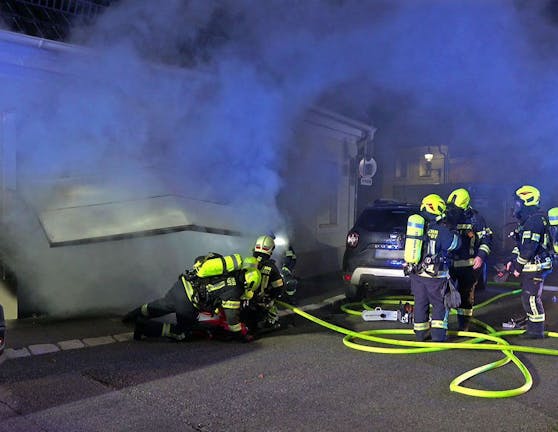 In der Innenstadt in Baden stand eine Garage in Vollbrand.