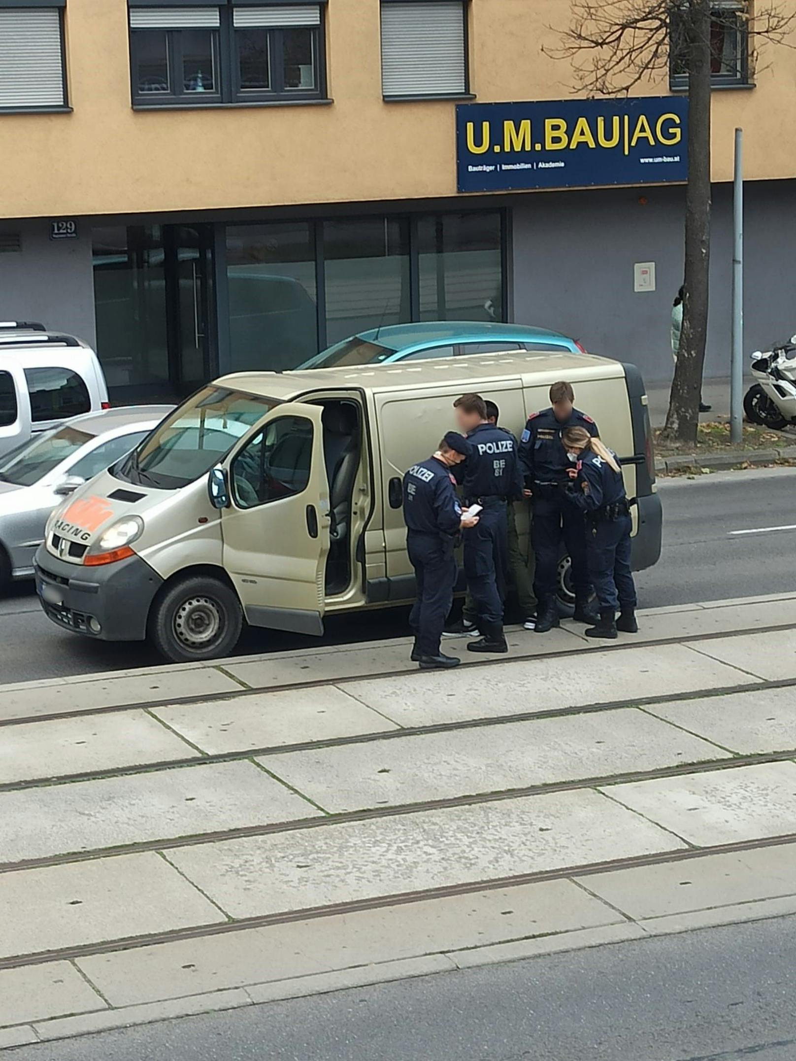 Die Beamten nahmen den mutmaßlichen Schlepper in der Donaustadt fest.