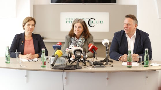 Ist das schon die zukünftige Koalition in Graz? Judith Schwentner (Grüne Graz), Stadträtin Elke Kahr (KPÖ) und Michael Ehmann (SPÖ Graz) 