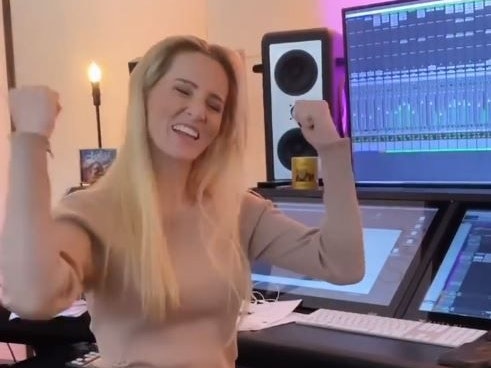 <strong>Melissa Naschenweng</strong> freut sich riesig auf ihr allererstes Live-Album!