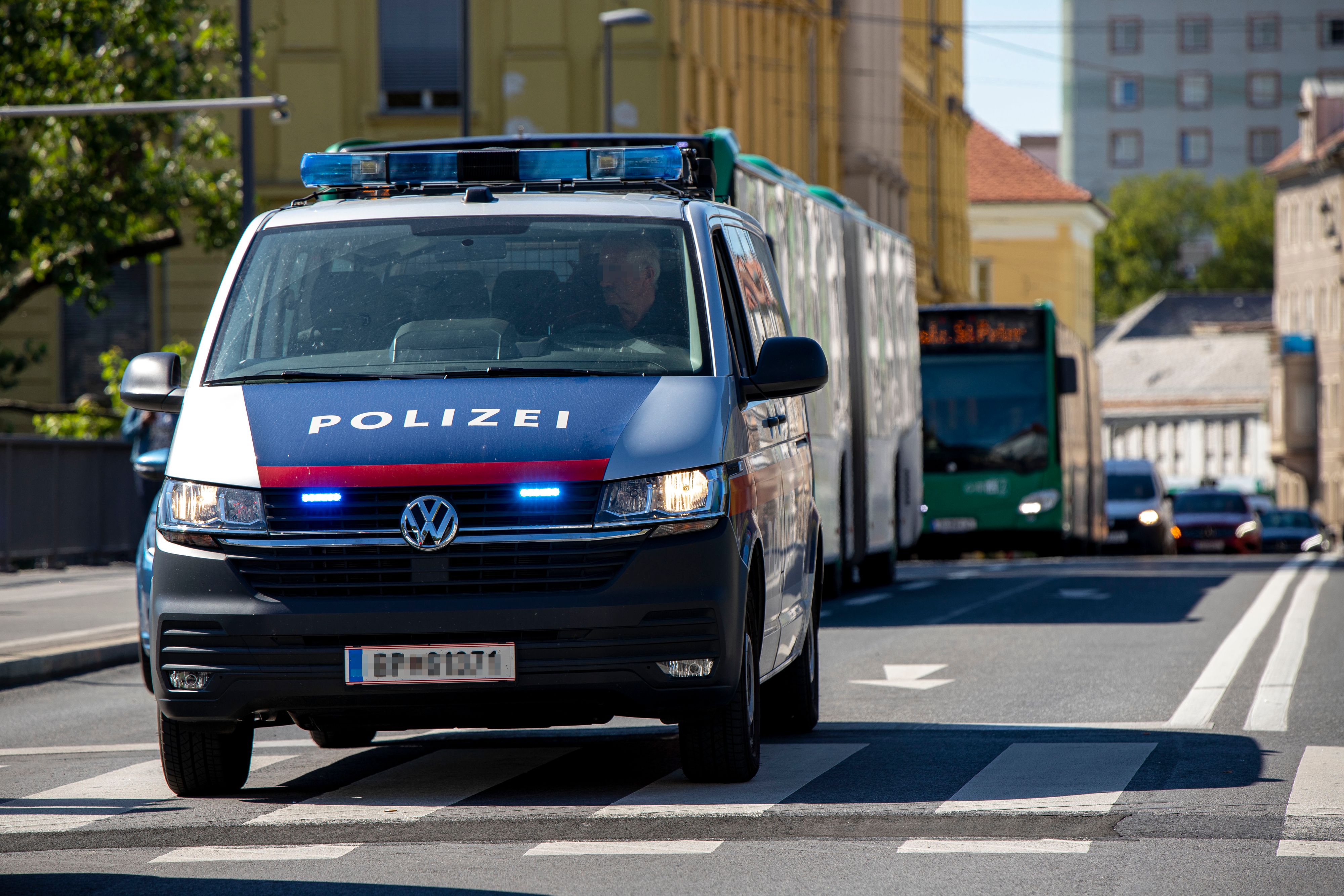 Die Grazer Polizei im Einsatz. Symbolbild