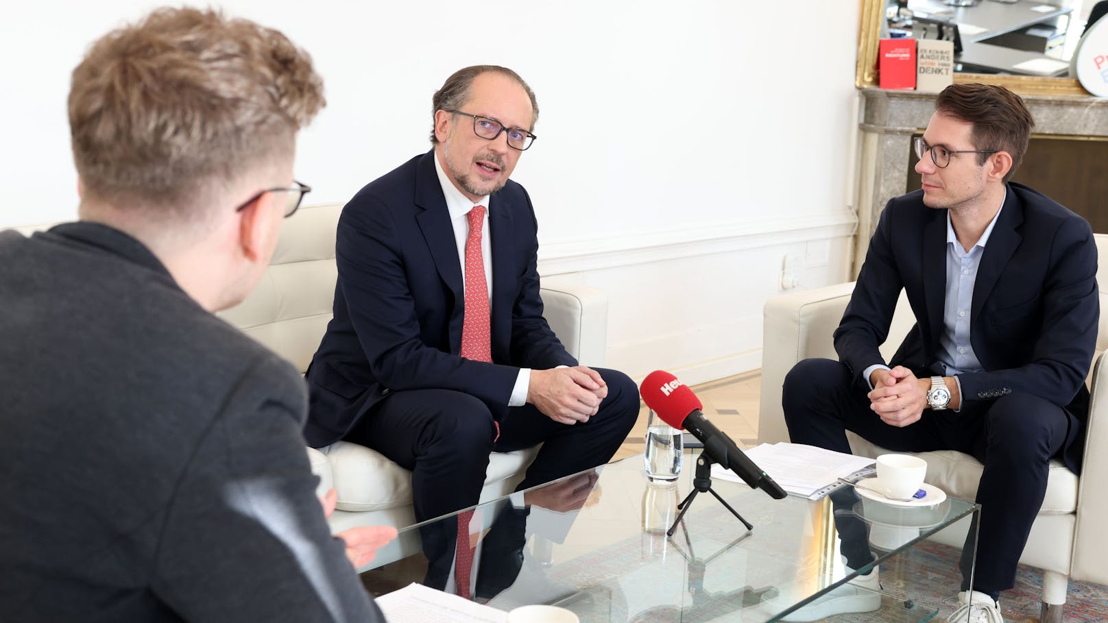 Bundeskanzler Alexander Schallenberg (VP) im <em>"Heute"</em>-Interview