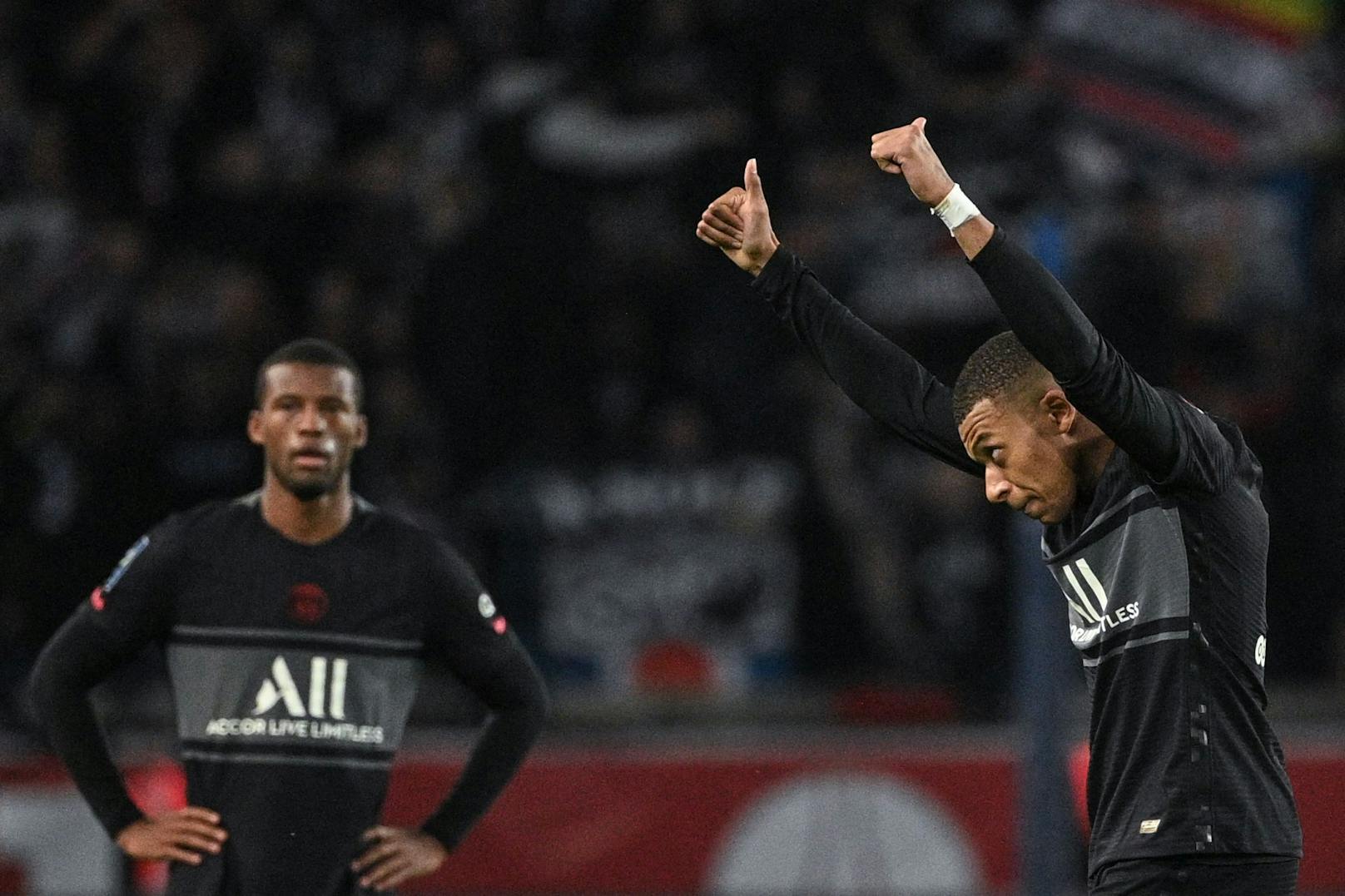 Kylian Mbappe schießt Paris St.-Germain zum Sieg. 
