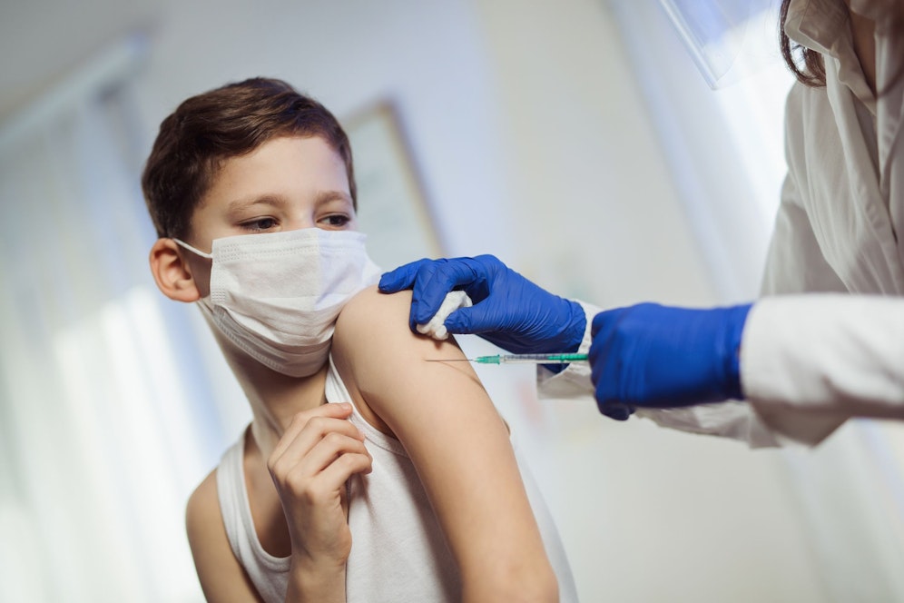 Die Eltern von Benjamin (7) und Robin (5) haben sich dazu entschlossen, ihre Kinder am vergangenen Mittwoch impfen zu lassen. 