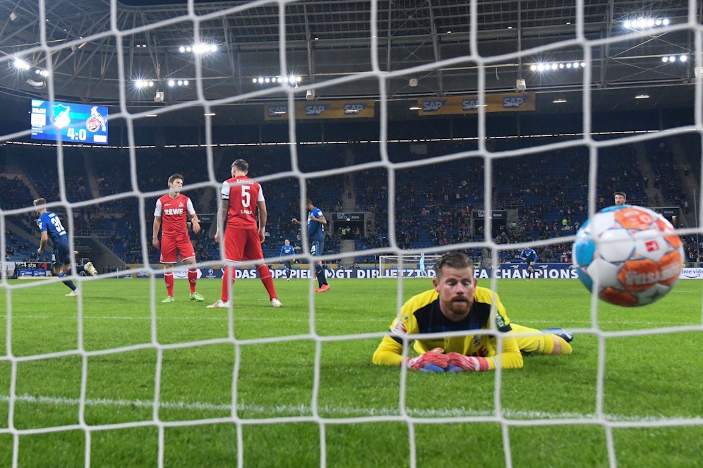 Köln-Keeper Timo Horn spricht Klartext. 