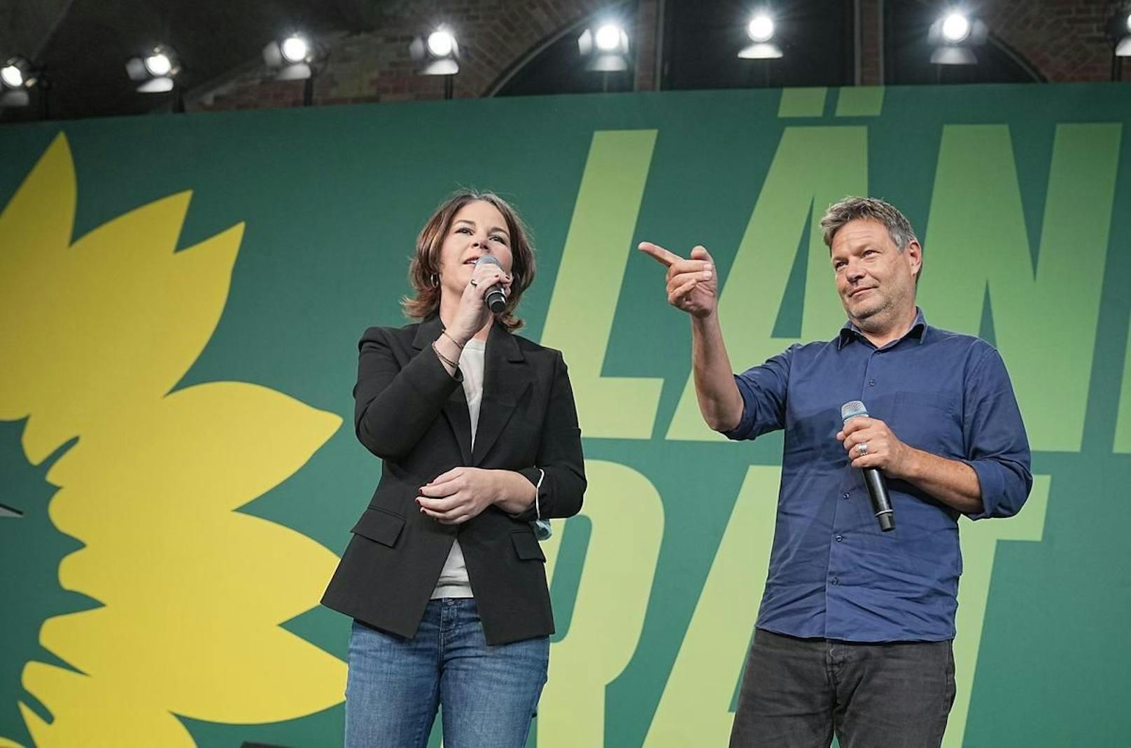 Grüne wollen Koalitionsverhandlungen mit SPD und FDP
