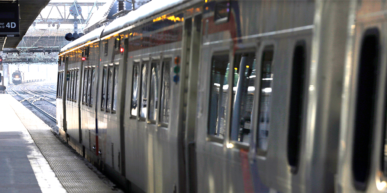 Heute.at - Frau in Zug vergewaltigt, Umstehende sehen tatenlos zu