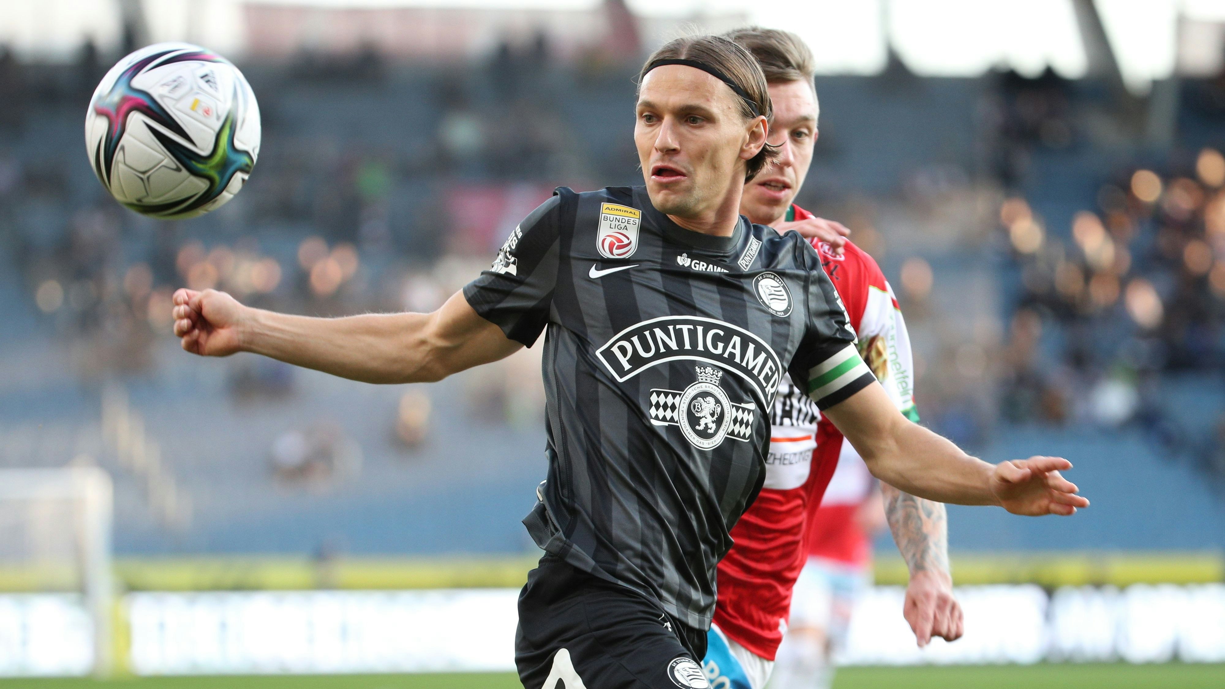 Sturm Graz im Duell mit der SV Ried