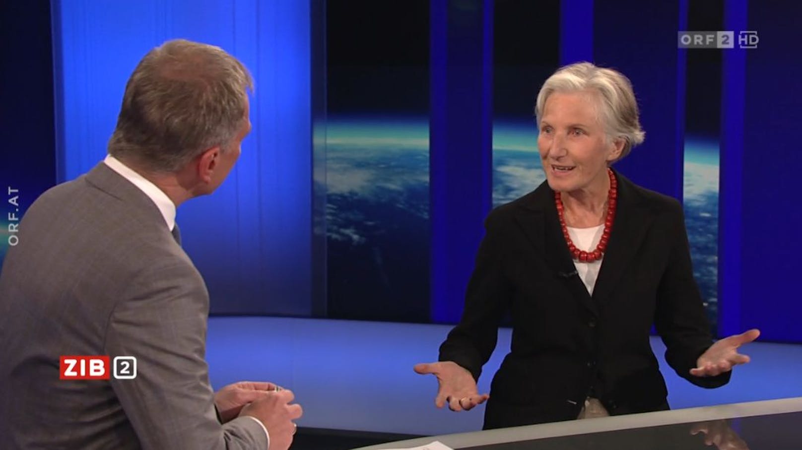 Irmgard Griss erklärt in der ORF-ZiB2 bei Armin Wolf, dass eine neue Kandidatur von Sebastian Kurz "völlig ausgeschlossen" sei.