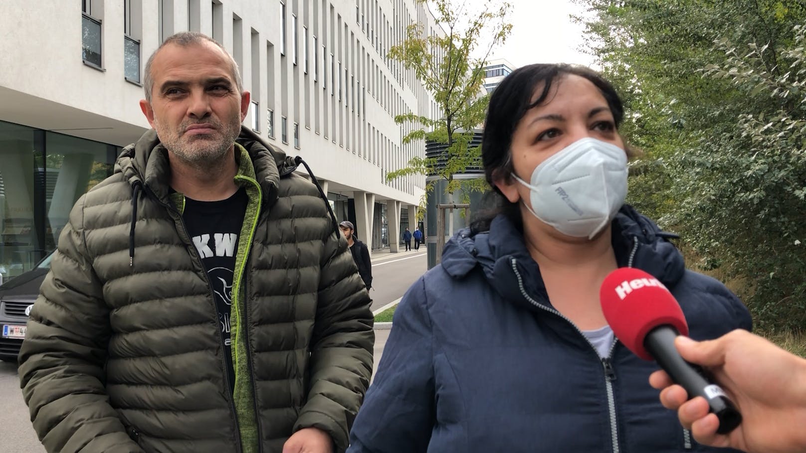 Wienerin Doina (44) und ihr Ehemann Domenico (46) sind nach der Kürzung der Notstandshilfe verzweifelt.
