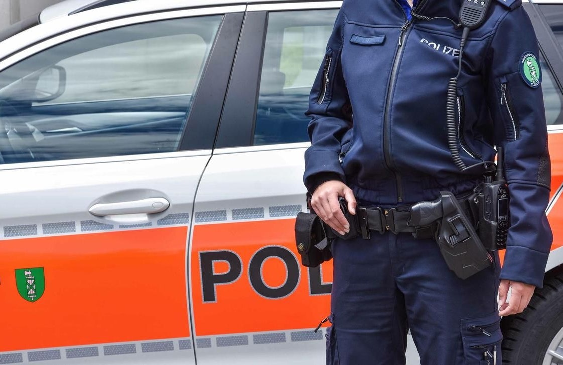 Die Polizei entdeckte am Montagmorgen in Rapperswil-Jona die Leiche eines Mannes und seiner Tochter.  Die Polizei entdeckte am Montagmorgen in Rapperswil-Jona die Leiche eines Mannes und seiner Tochter.