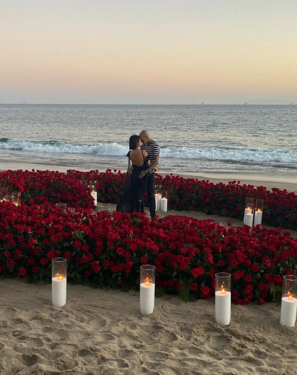 Kourtney Kardashian und Travis Barker im Kitsch-Paradies.