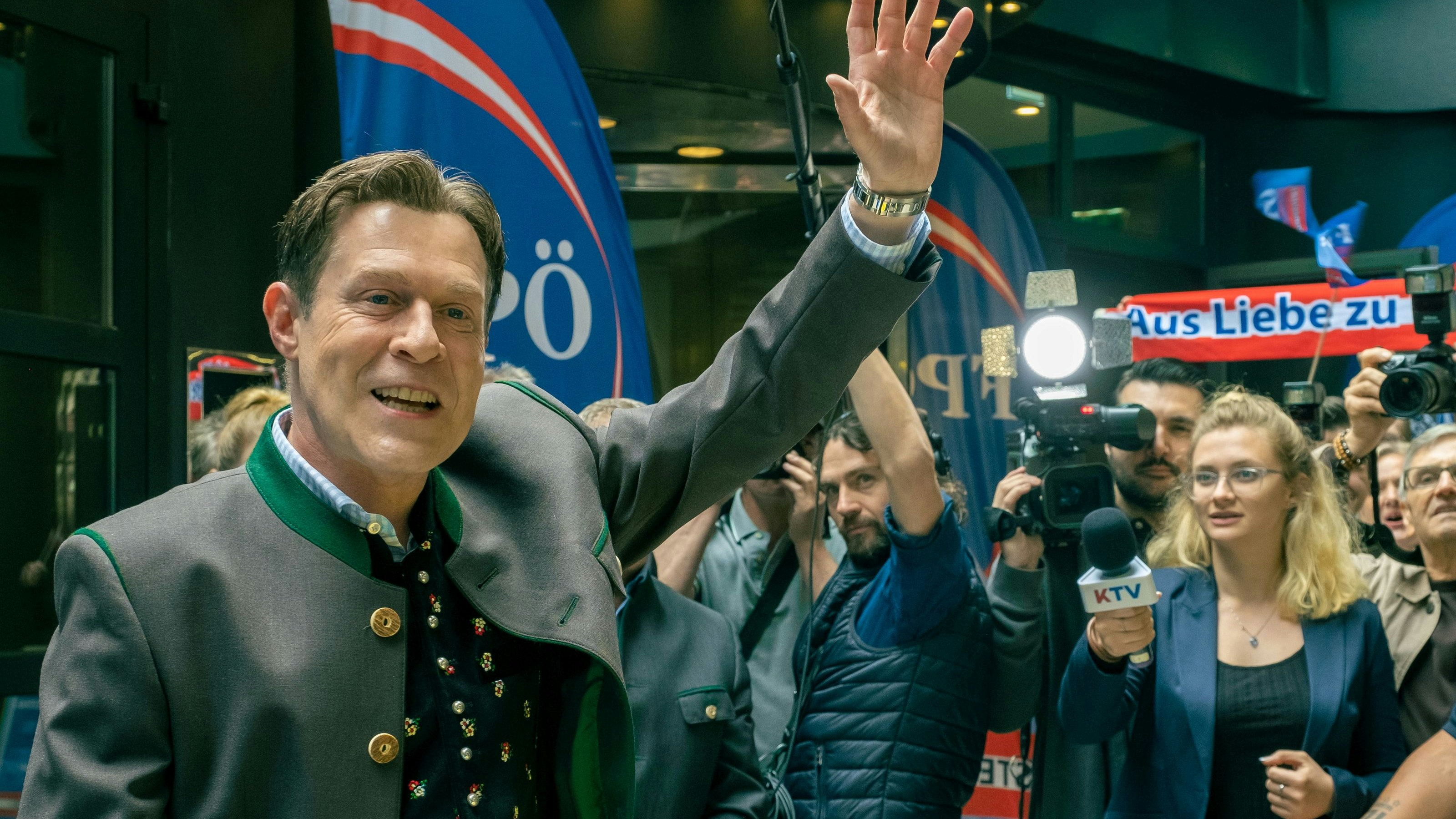 Andreas Lust verkörpert Heinz-Christian Strache in der Sky-Serie "Die Ibiza-Affäre".