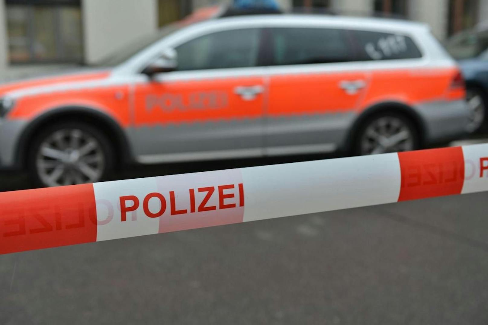 Wie die Staatsanwaltschaft Luzern in einer Mitteilung schreibt, suchen die Behörden nach Zeugen des Vorfalls.
