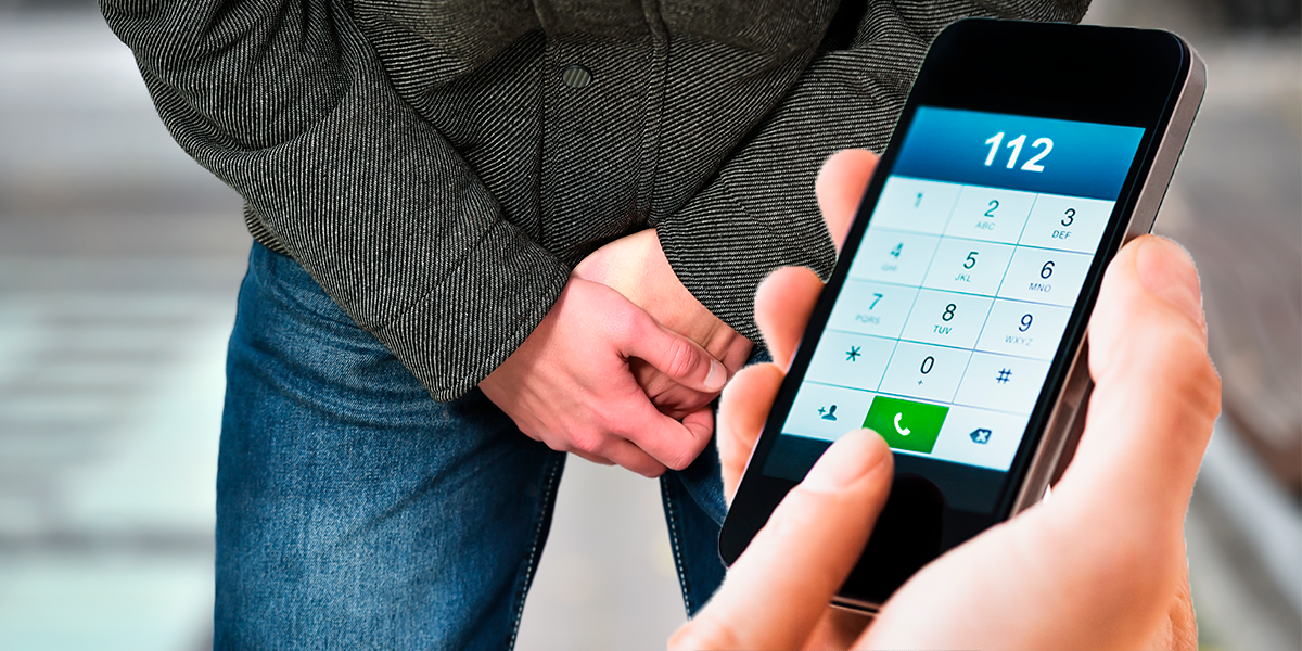 Mann muss aufs Klo, ruft Notruf