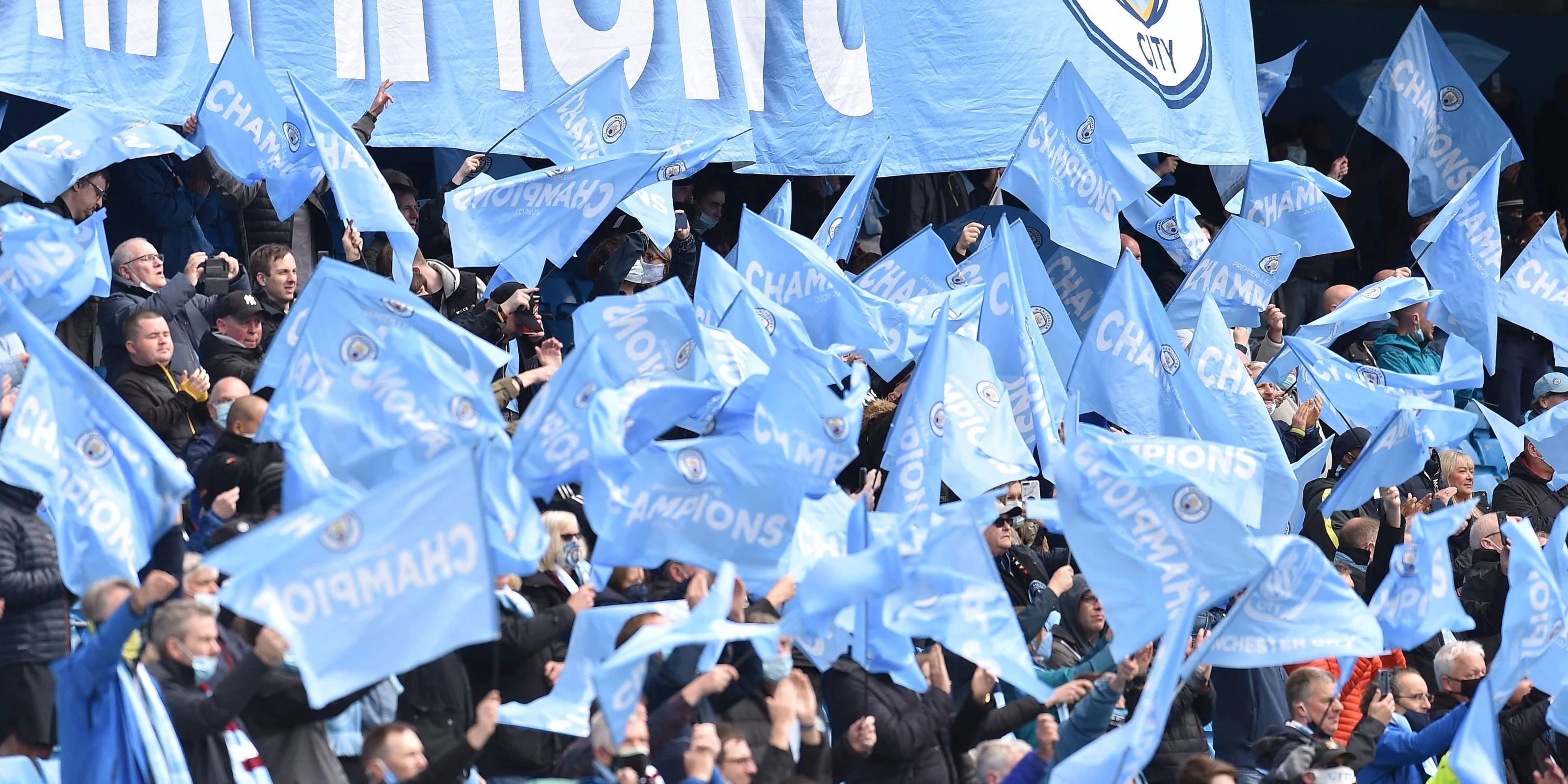 Ein Fan von Manchester City schwebt in Lebensgefahr. 