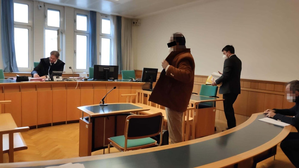 Der angeklagte Ayurveda-Experte geriet unter Druck.