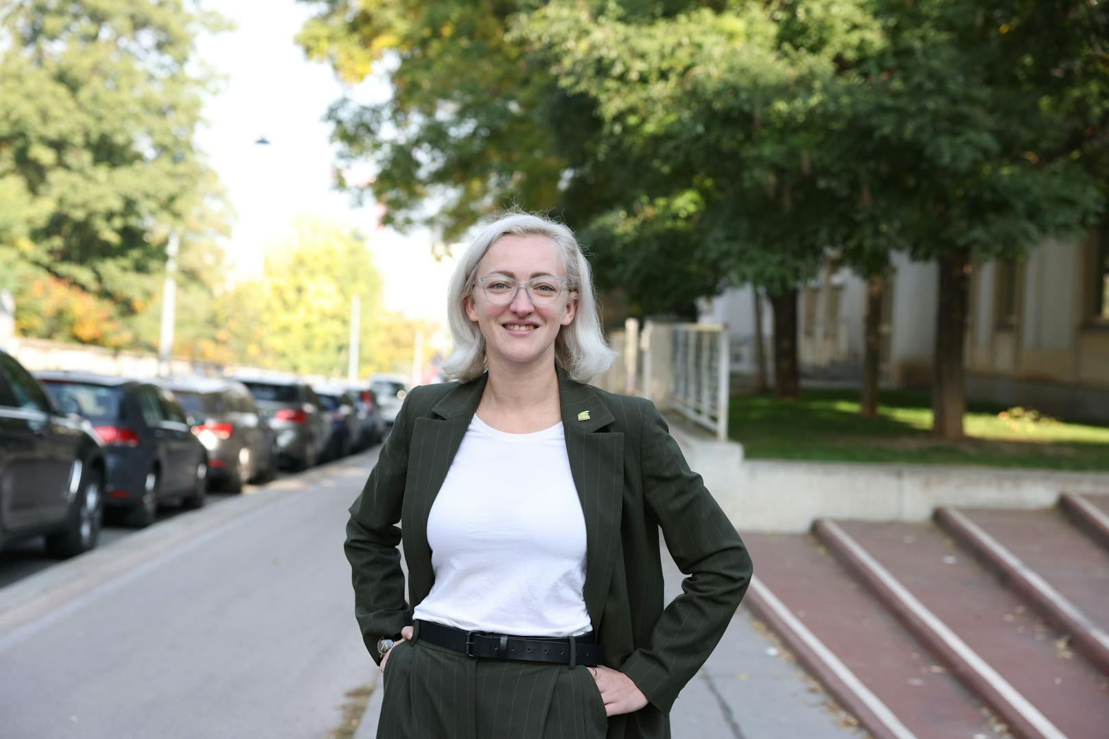 Die grüne Bezirksvorsteher-Stellvertreterin Julia Tinhof wirf der SPÖ in Wieden vor, ihre Versprechen nach einer Beteiligung und Umgestaltung in der Argentinierstraße nicht einzuhalten.