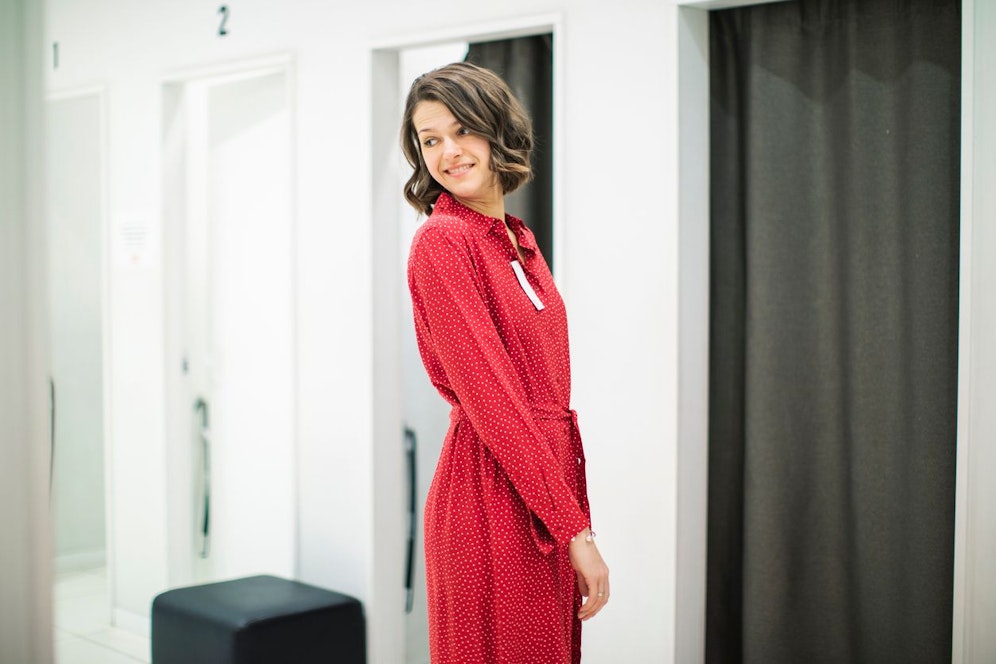 Am liebsten würde man das neue Kleid gleich anlassen.<br>