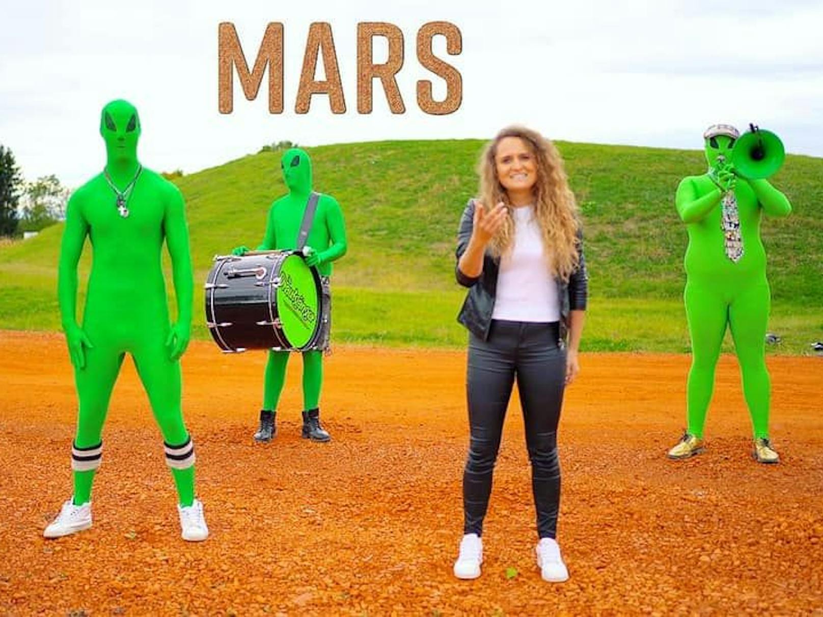 ...und kündigen damit den ersten Release mit neuer Frontfrau Chiara an: "Mars"