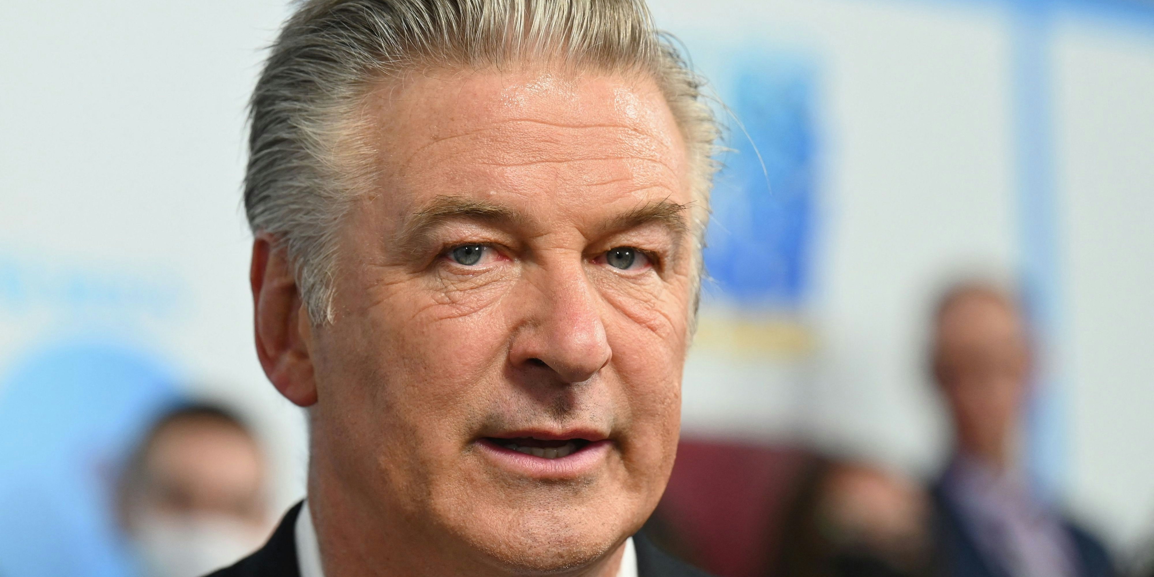 Download von www.picturedesk.com am 22.10.2021 (18:31).  (FILES) In this file photo taken on June 22, 2021 US actor Alec Baldwin attends DreamWorks Animation's "The Boss Baby: Family Business" premiere at SVA Theatre in New York City. - A woman has died after being shot during the filming of a movie starring Alec Baldwin, US law enforcement officers said October 21, 2021. "Two individuals were shot during filming of a scene on the set of the movie western 'Rust'," the sheriff in Santa Fe, New Mexico said in a statement. (Photo by Angela Weiss / AFP) - 20210622_PD16083 - Rechteinfo: Rights Managed (RM) Nur für redaktionelle Nutzung! Werbliche Nutzung erfordert Freigabe: bitte schicken Sie uns eine Anfrage.