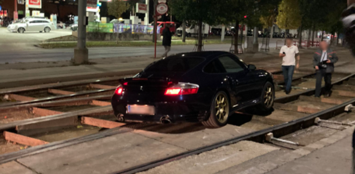 Die Spritztour dieses Flitzers endete in Rudolfsheim-Fünfhaus.