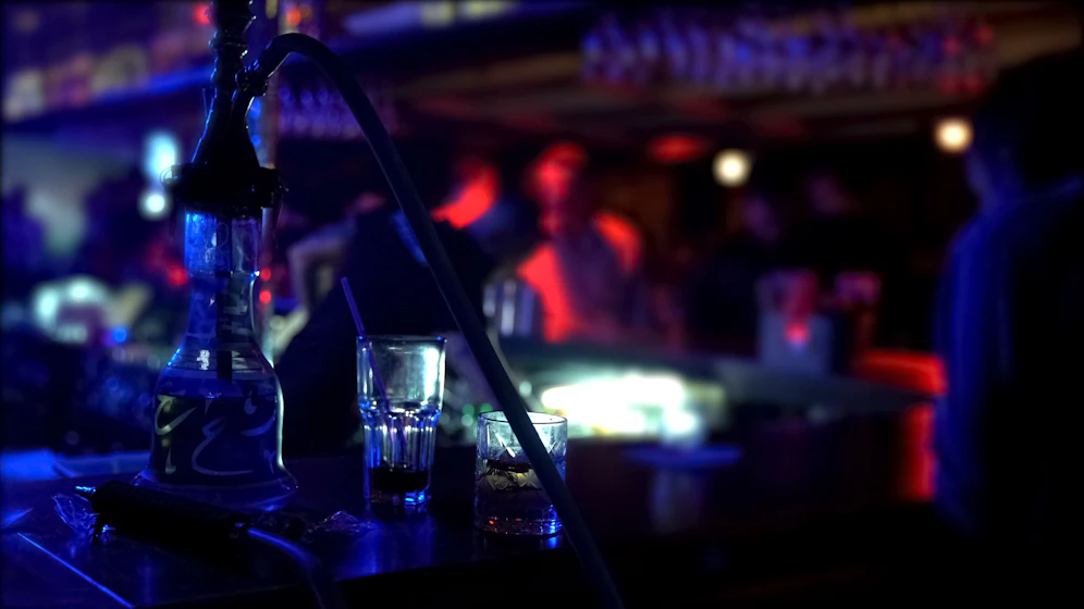 Infizierte Gäste besuchten am 17. Oktober eine Shishabar sowie ein weiteres Lokal.&nbsp;
