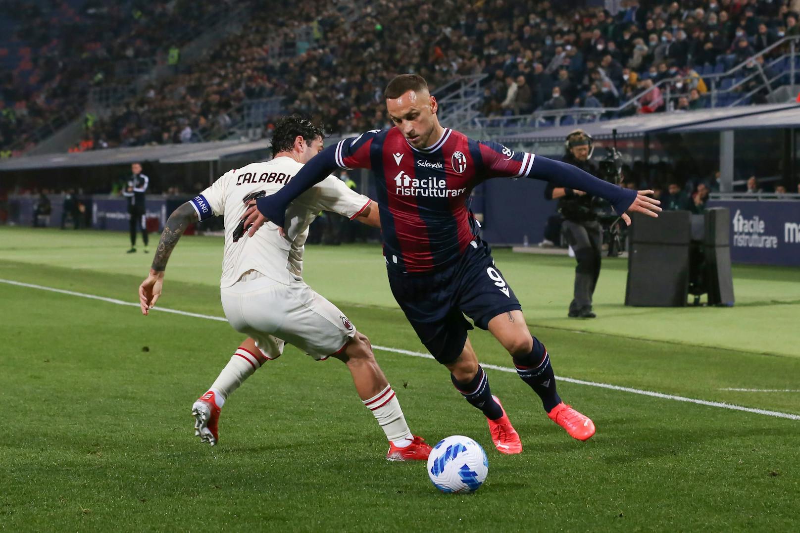 Marko Arnautovic kassierte mit Bologna eine 2:4-Pleite gegen Milan. 