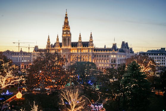 Ab 12. November weihnachtet es am Wiener Rathausplatz.