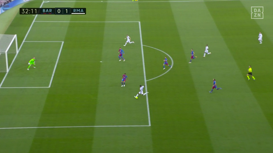 David Alaba trifft zum 1:0 für Real Madrid.