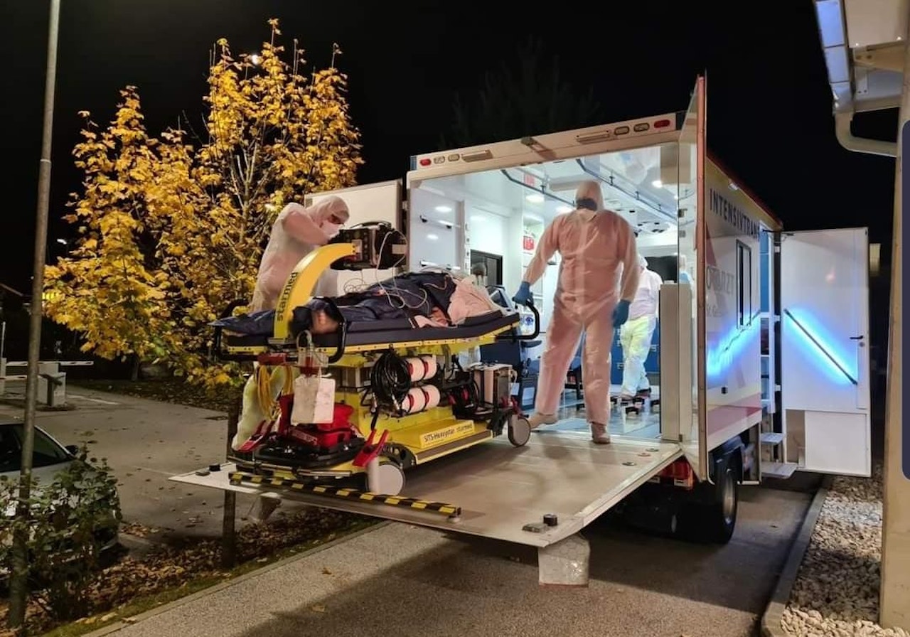 Heute.at - 26-Jähriger mit Corona auf Intensivstation gebracht