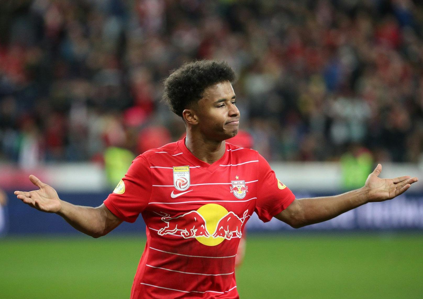 Salzburg-Star Karim Adeyemi soll bis Saisonende bleiben. 