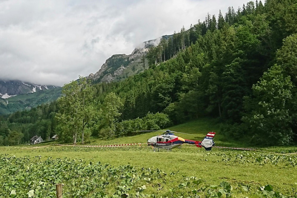 Eine Oberösterreicherin ist am Sonntag in Bad Gastein beim Wandern in den Tod gestürzt. (Symbolbild)