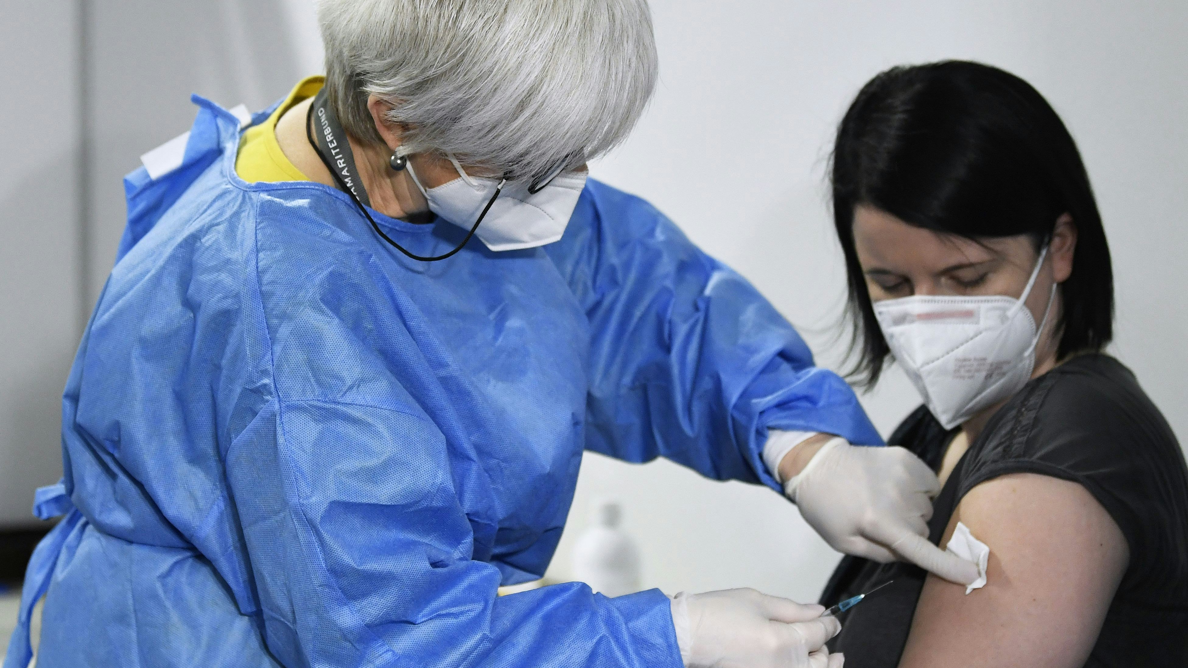 Von 1000 Geimpften haben vier einen Impfdurchbruch.