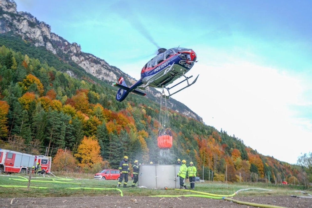 Der Waldbrand breitete sich weiter aus. 