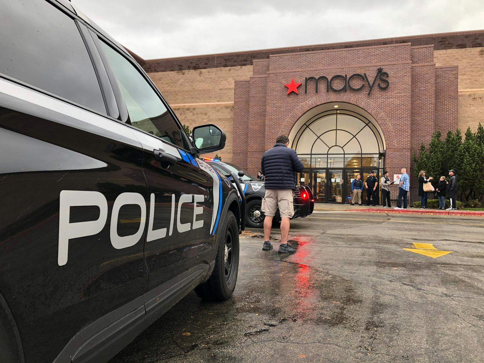 Bei einer Schießerei in einem Einkaufszentrum in Boise sind mindestens zwei Menschen ums Leben gekommen.