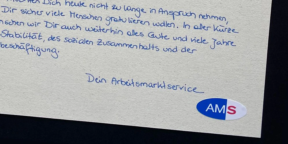 Handgeschriebener Brief des AMS an die Republik zum Nationalfeiertag.